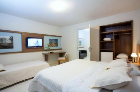 Отель Hotel Tavares Correia  Гараньюнсъ